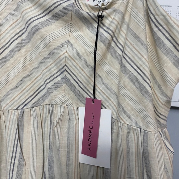 Dress - Picture 5 of 5